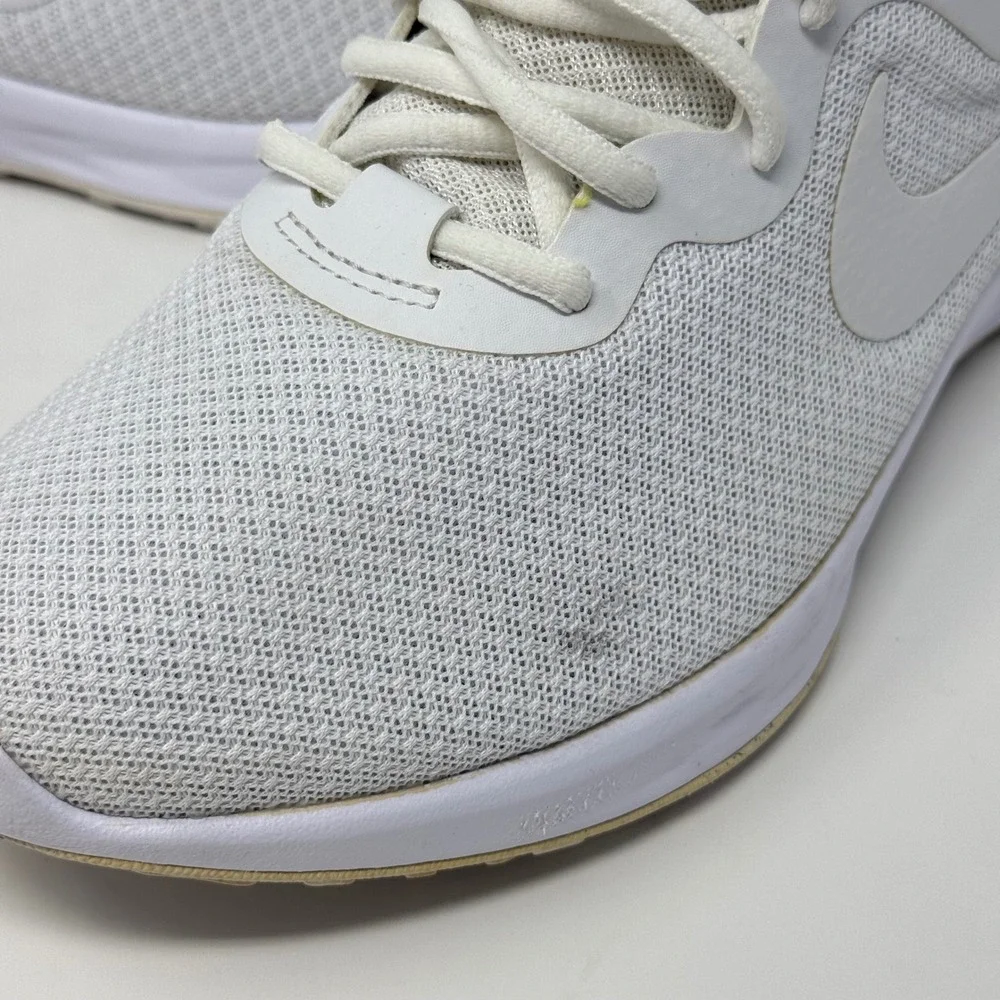 Nike Revolution 6 Mens White Running Shoes Athletic Sneakers‎ Size 9